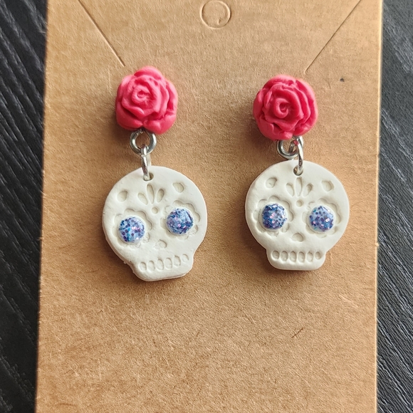 Skull Flower Clay Post Dangle Earrings - Picture 1 of 4